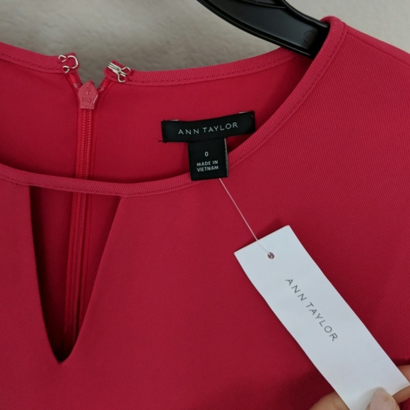 Dress - Picture 4 of 6